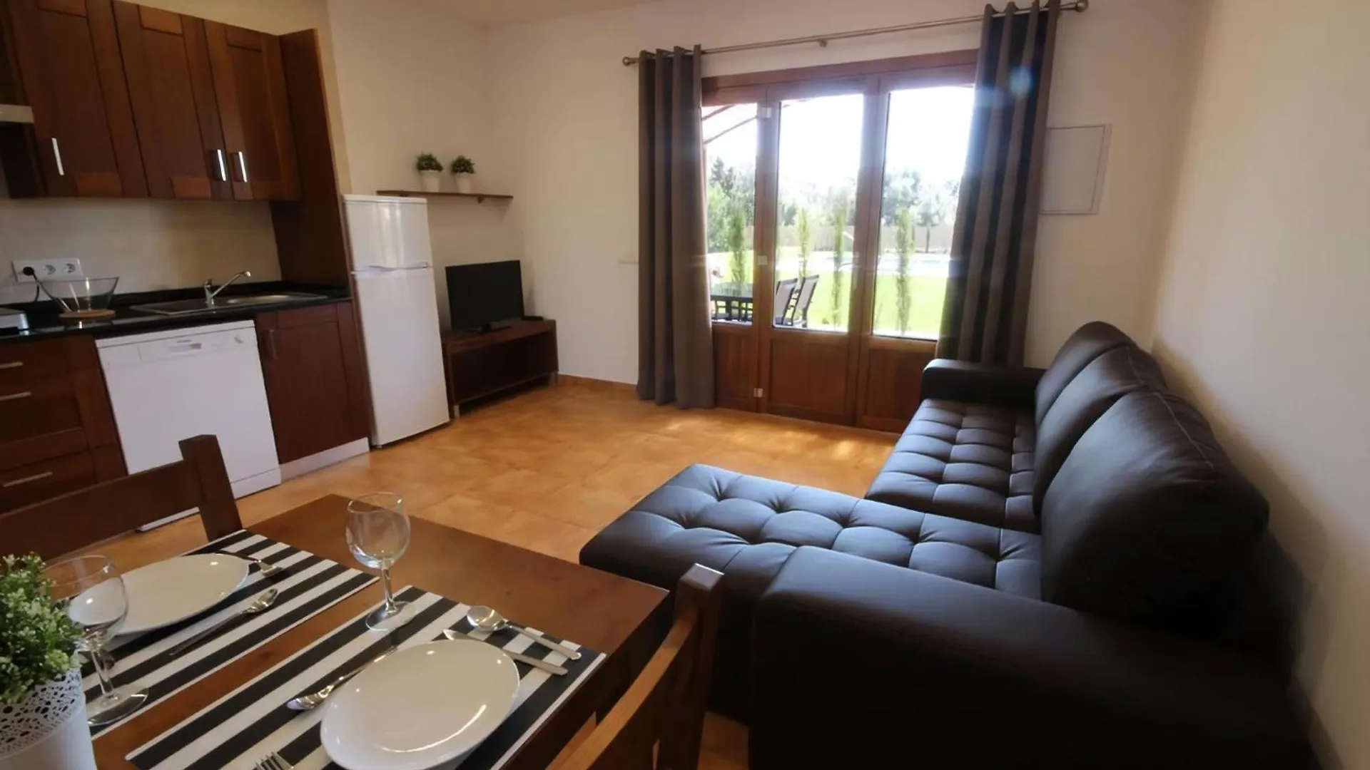 아파트 Ferienwohnung In Campos Mit Grill Und Garten